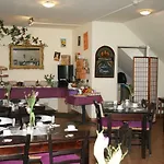 Hotel am Waldschlösschen - Das Original